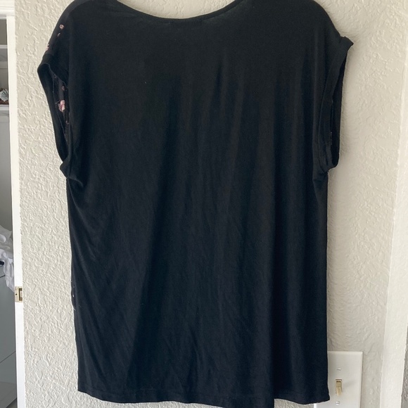 Papermoon Reece Floral top - Picture 2 of 3